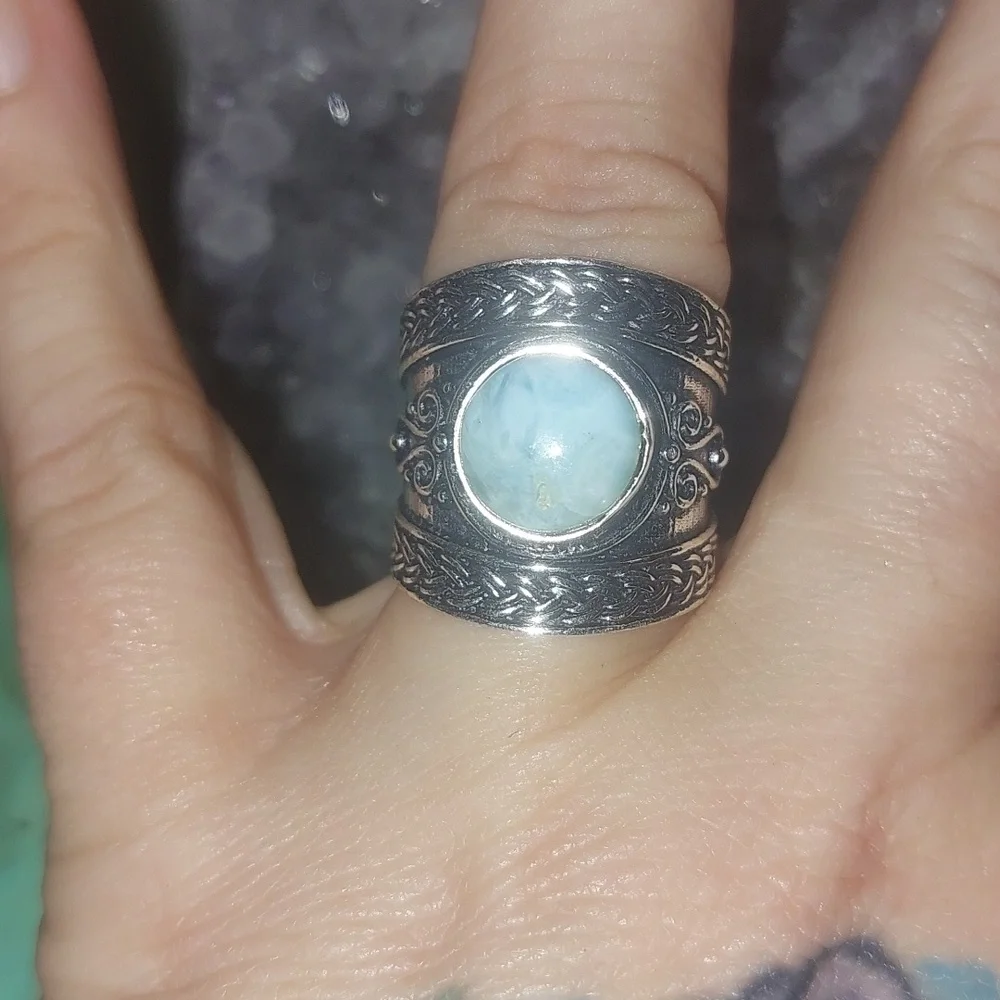 Wide Band Vintage Style Larimar Ring Size 7 - Picture 2 of 9